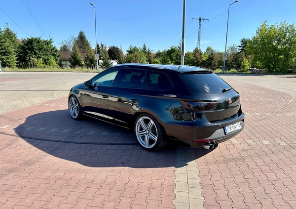 Seat Leon cena 49900 przebieg: 271000, rok produkcji 2014 z Wrocław małe 232